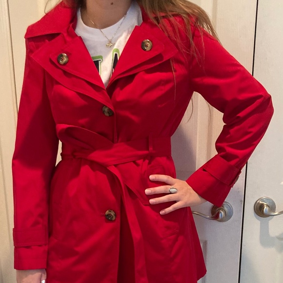 NWT London Fog Women's Trench Belted Red Rain Coat Size M with Removable Hood - Picture 1 of 9